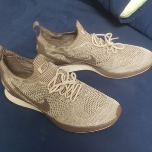 Nike flyknit trainer brand new with box no tags